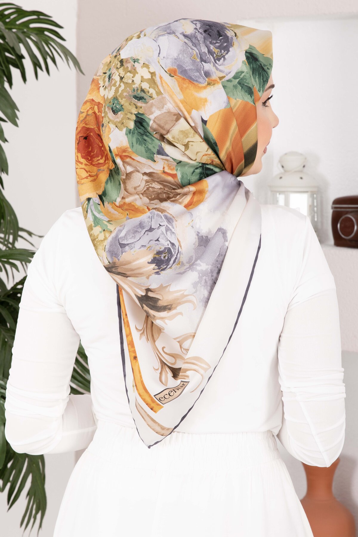 Vintage Rose Pattern Scarf Series Grey - immagine 3