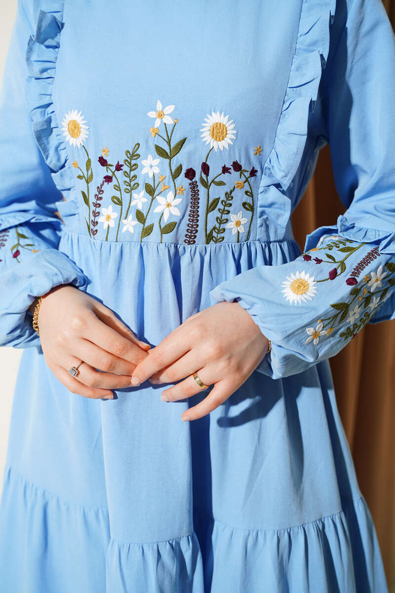 Ruffled Collar Embroidered Poplin Dress Ice Blue – Bild 4