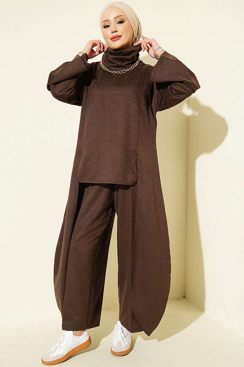 Two-Piece Set with Side Panel Details Brown