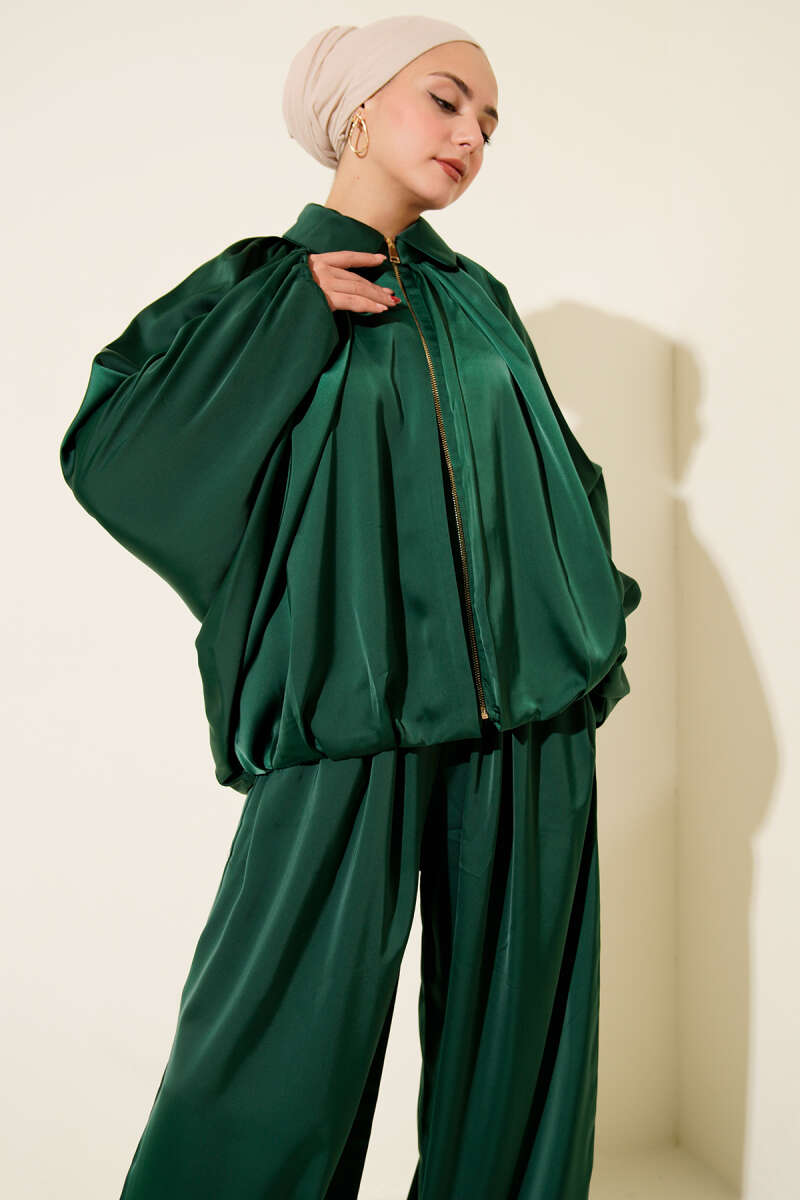 Batwing Sleeve Satin Loose Two-Piece Set Emerald - Image 2
