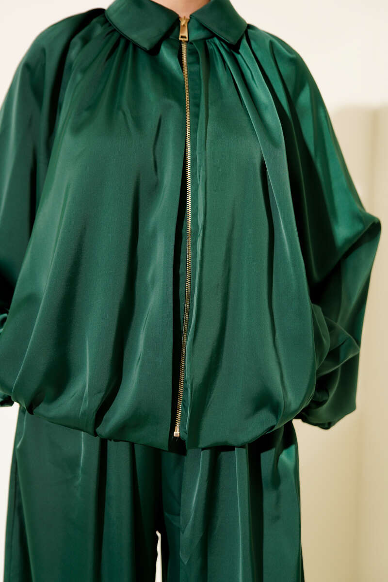 Batwing Sleeve Satin Loose Two-Piece Set Emerald - Image 4