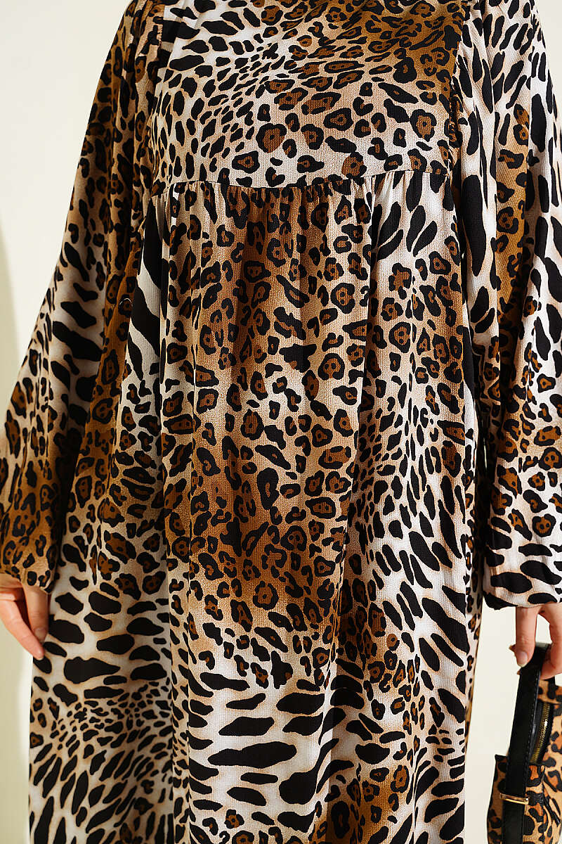 Batwing Sleeve Viscose Top Leopard - Image 4