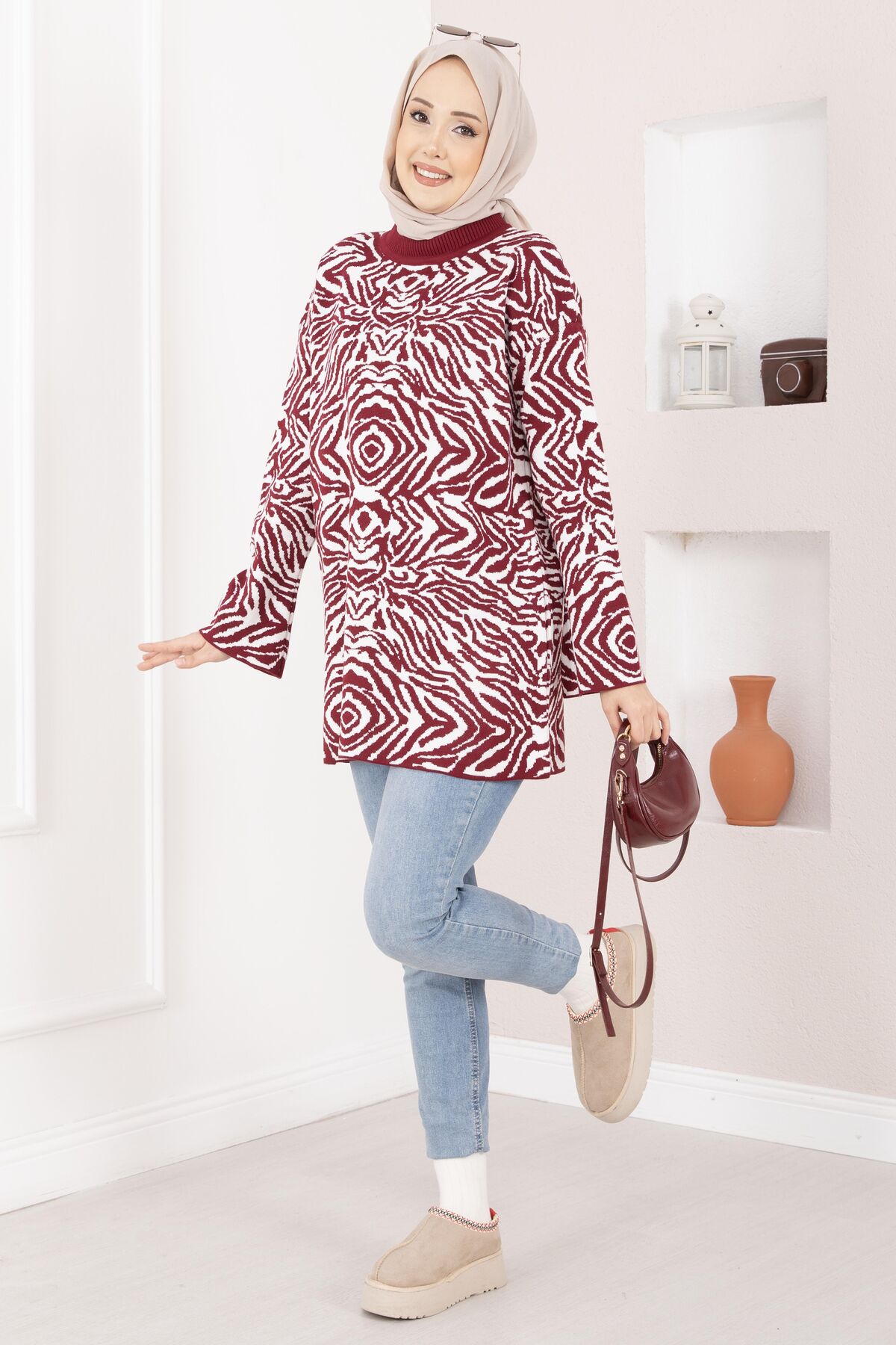 Zebra Print Knitted Sweater Burgundy