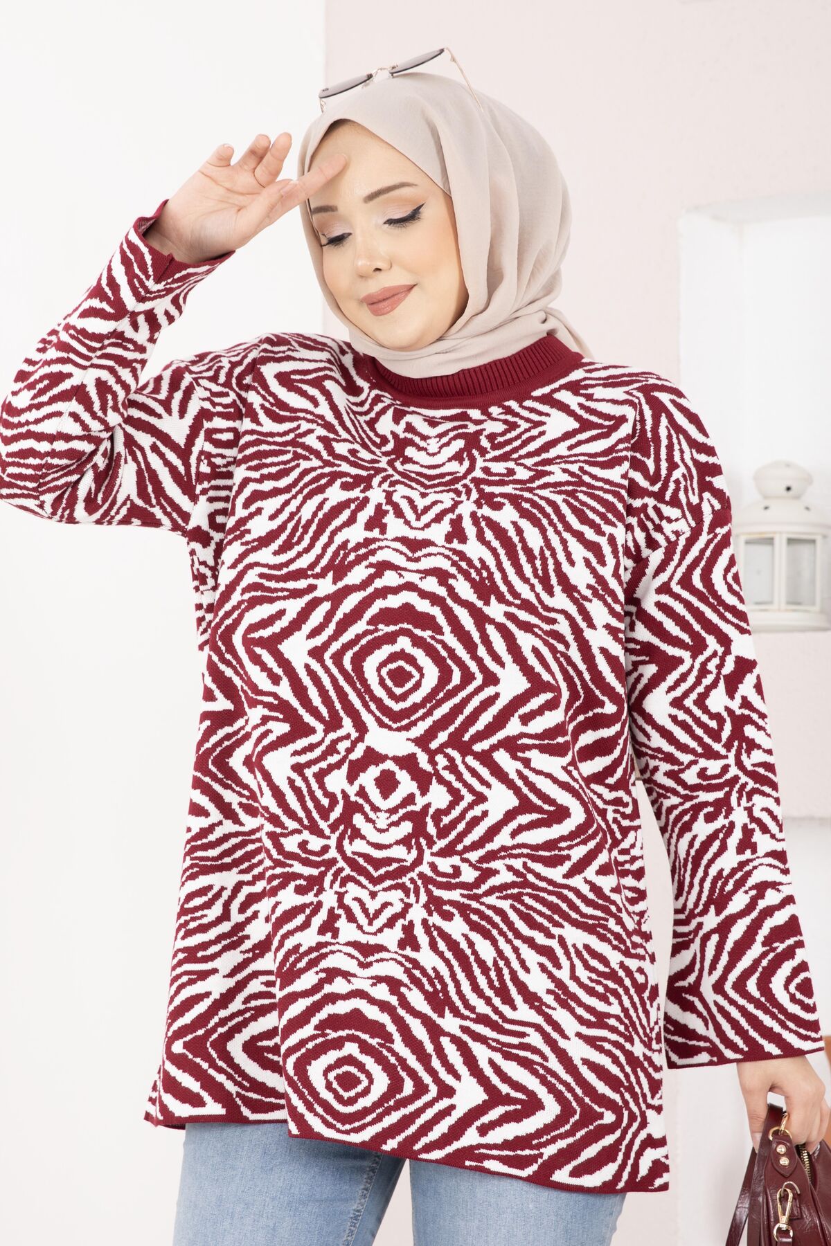 Zebra Print Knitted Sweater Burgundy – Bild 2