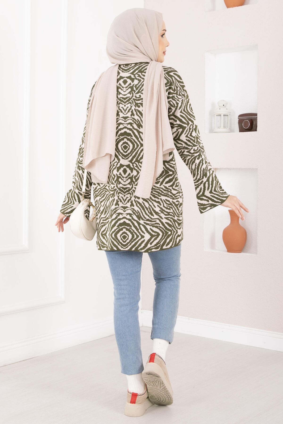 Zebra Print Knitted Sweater Khaki - Image 4