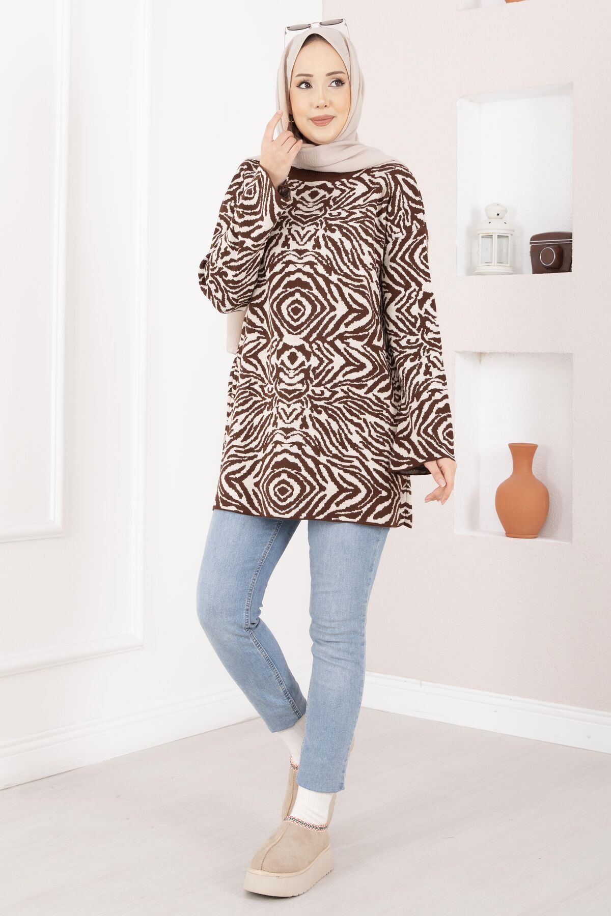 Zebra Print Knitted Sweater Brown