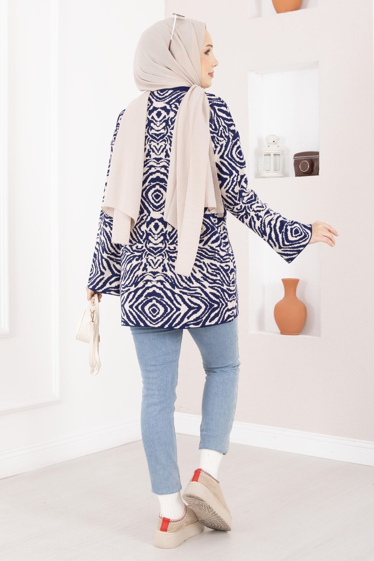 Zebra Print Knitted Sweater Navy Blue - Image 5