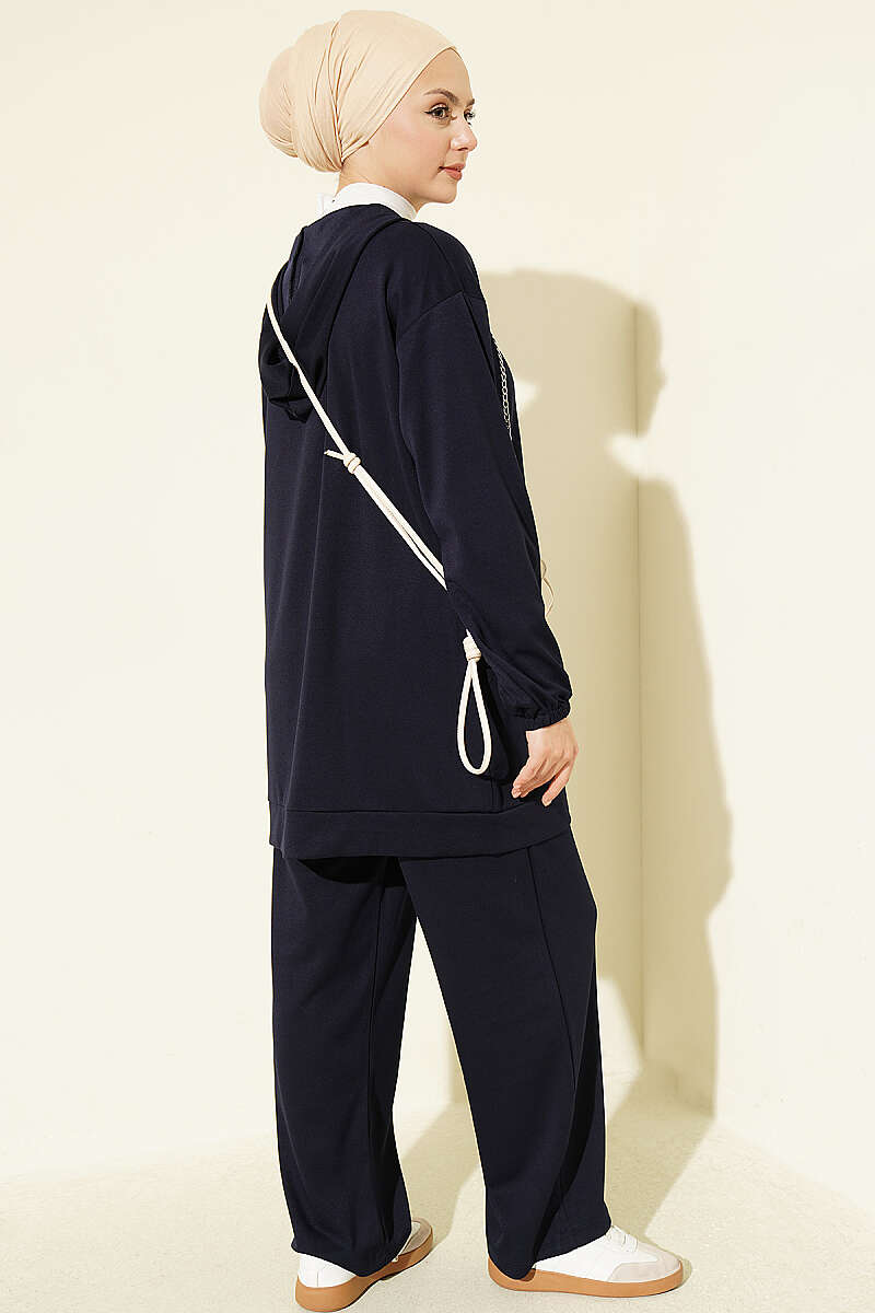 Chain-Detailed Zip-Up French Terry Two-Piece Set Navy Blue – Bild 3