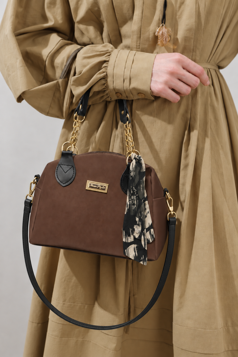 Chain Handle Detail Bag Brown