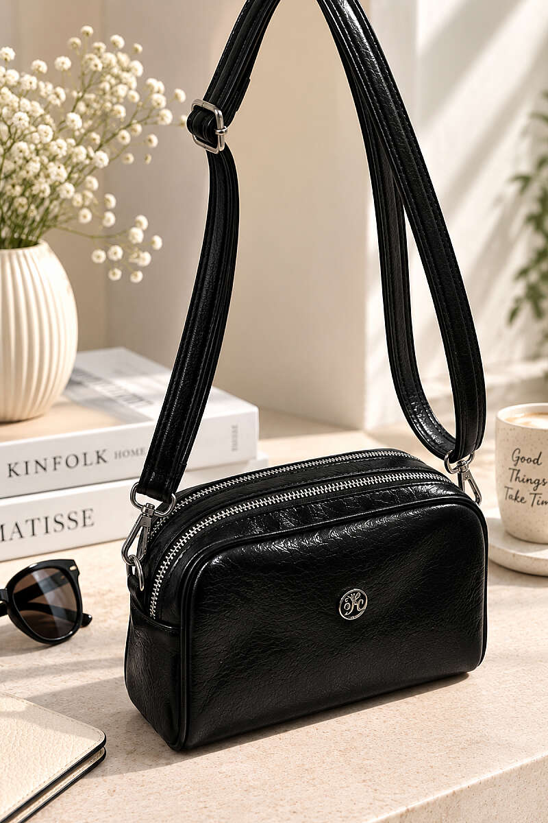 Two-Compartment Arm Pocket Bag Black
