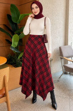 Alternative view of Asymmetrical Checkered Hem Edge Skirt Burgundy