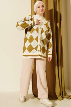 Alternative view of Plaid Pattern Buttoned Knit Cardigan Ecru