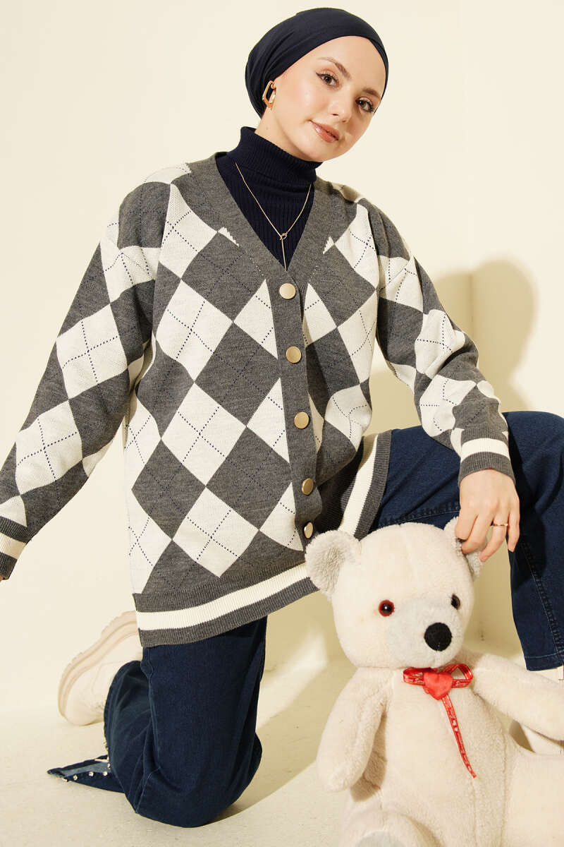 Plaid Pattern Buttoned Knit Cardigan Smoke