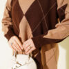 Basic Knit Tunic with Baklava Pattern Brown - Image 4