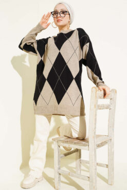 Alternative view of Basic Knit Tunic with Baklava Pattern Mink