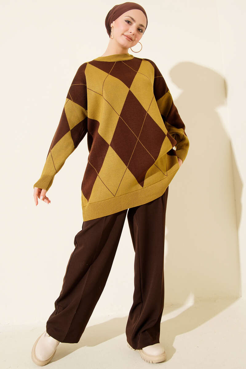 Basic Knit Tunic with Baklava Pattern Oil Green - الصورة 2