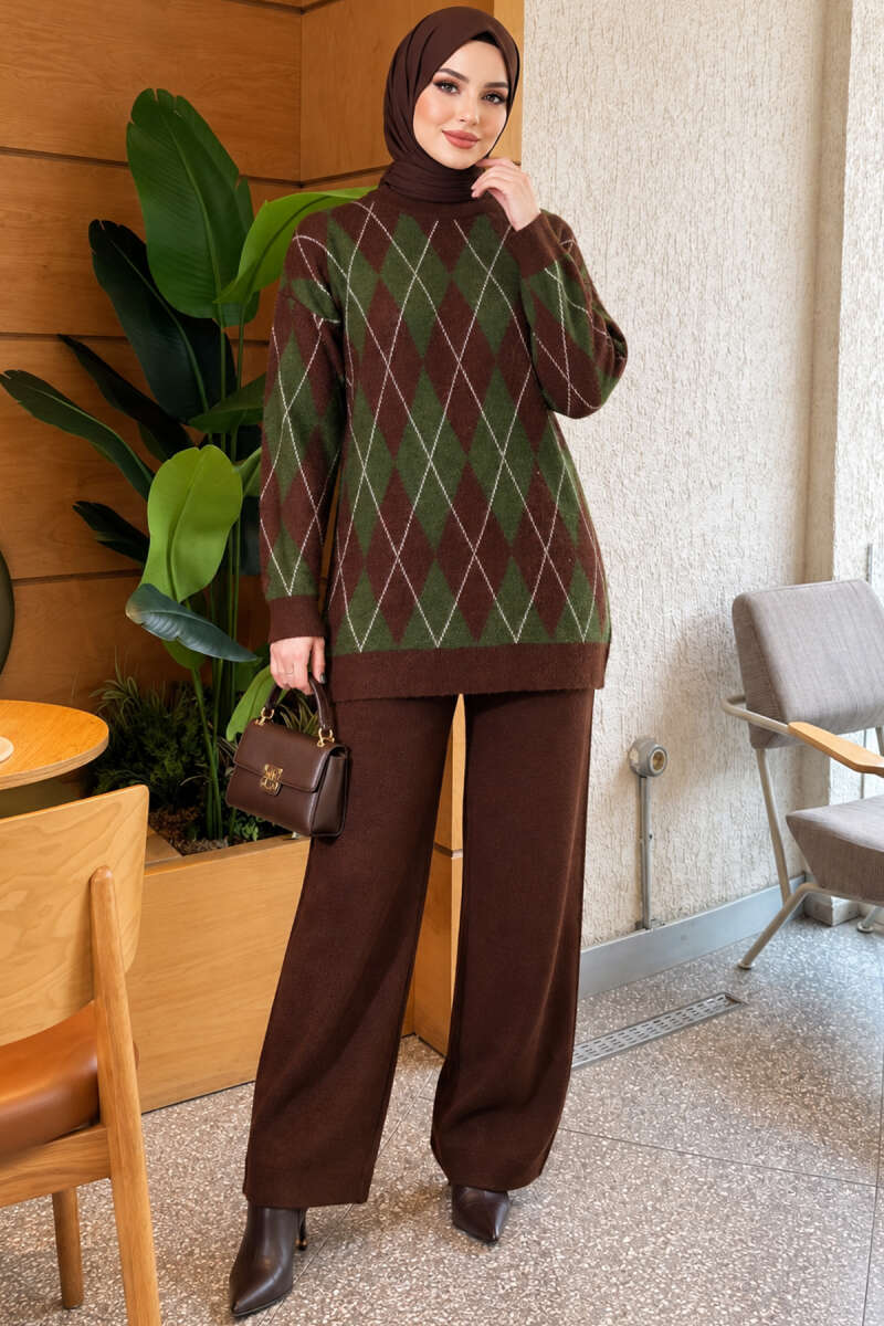 Honeycomb Pattern Knit Two-Piece Set Brown - Image 3