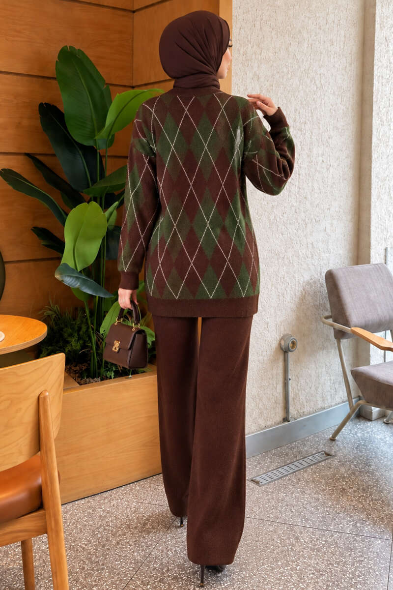 Honeycomb Pattern Knit Two-Piece Set Brown - Image 4