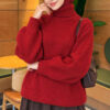 ⁦Oversized Crew Neck Knit Sweater Burgundy⁩ - الصورة ⁦3⁩