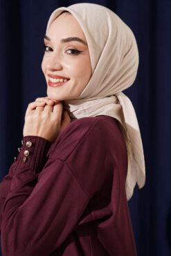 Alternative view of Basic Bamboo Crinkle Scarf Beige