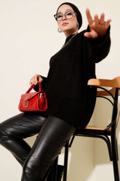 Alternative view of Basic Oversized Knit Tunic Black