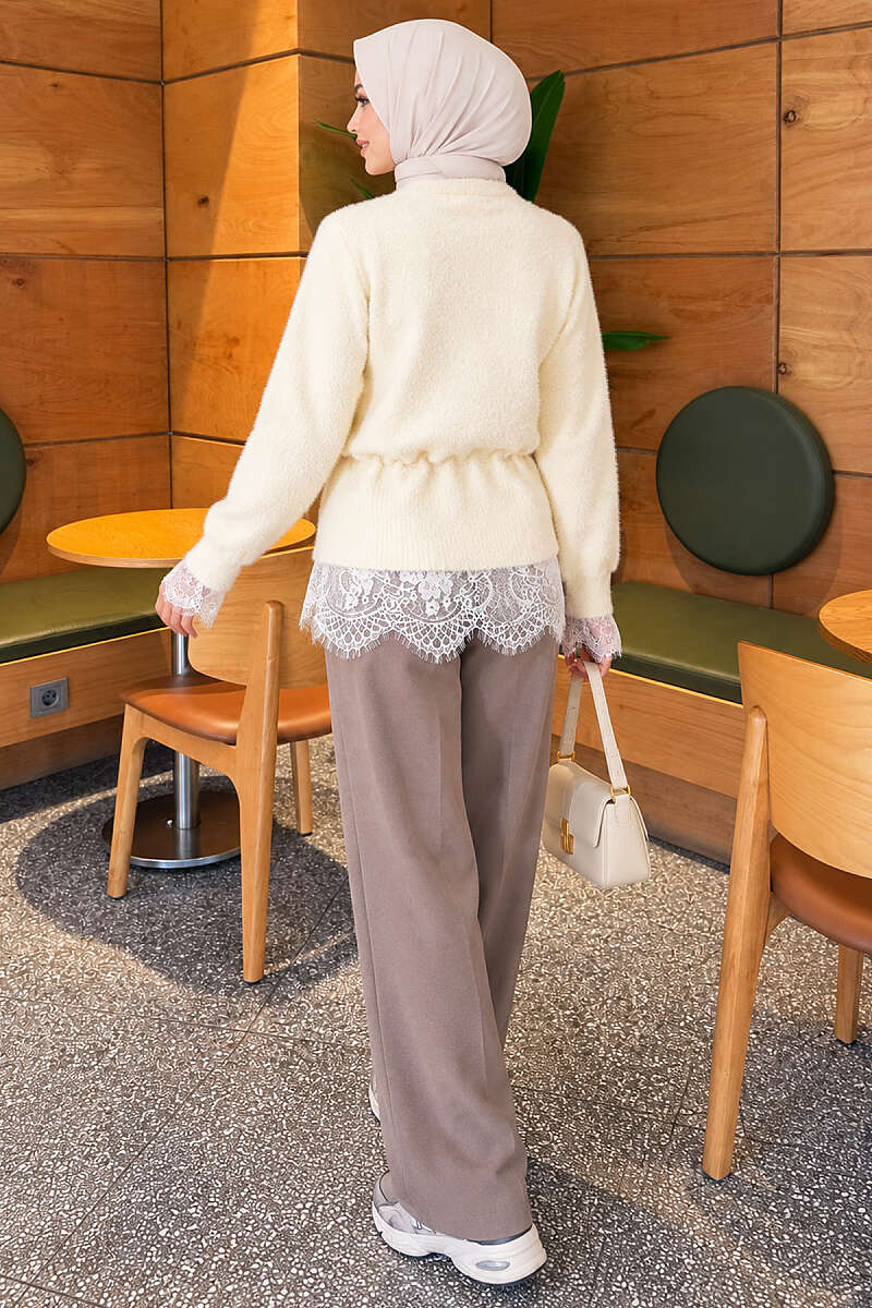 Waist-Tied Pearl-Trimmed Knit Cardigan Beige – Image 4