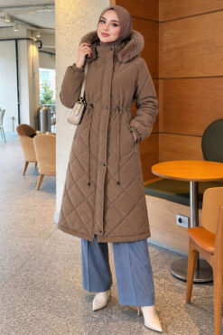 Waist-Elastic Quilted Coat with Fur Trim Coffee Brown