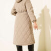 Waist-Elastic Quilted Coat with Fur Trim Beige – Image 3