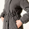 Waist-Elastic Quilted Coat with Fur Trim Smoke – Bild 4