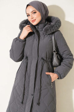 Alternative view of Waist-Elastic Quilted Coat with Fur Trim Smoke