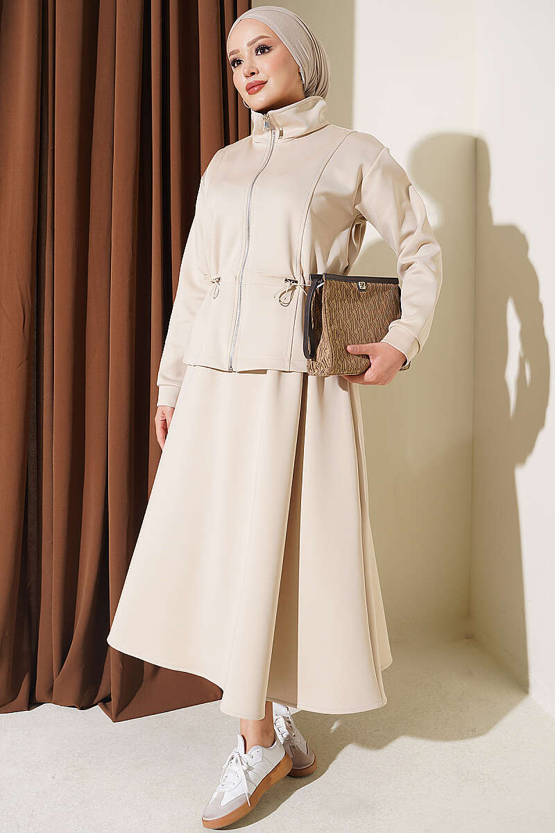 Waistbanded Scuba Two-Piece Set with Hem Edge Beige