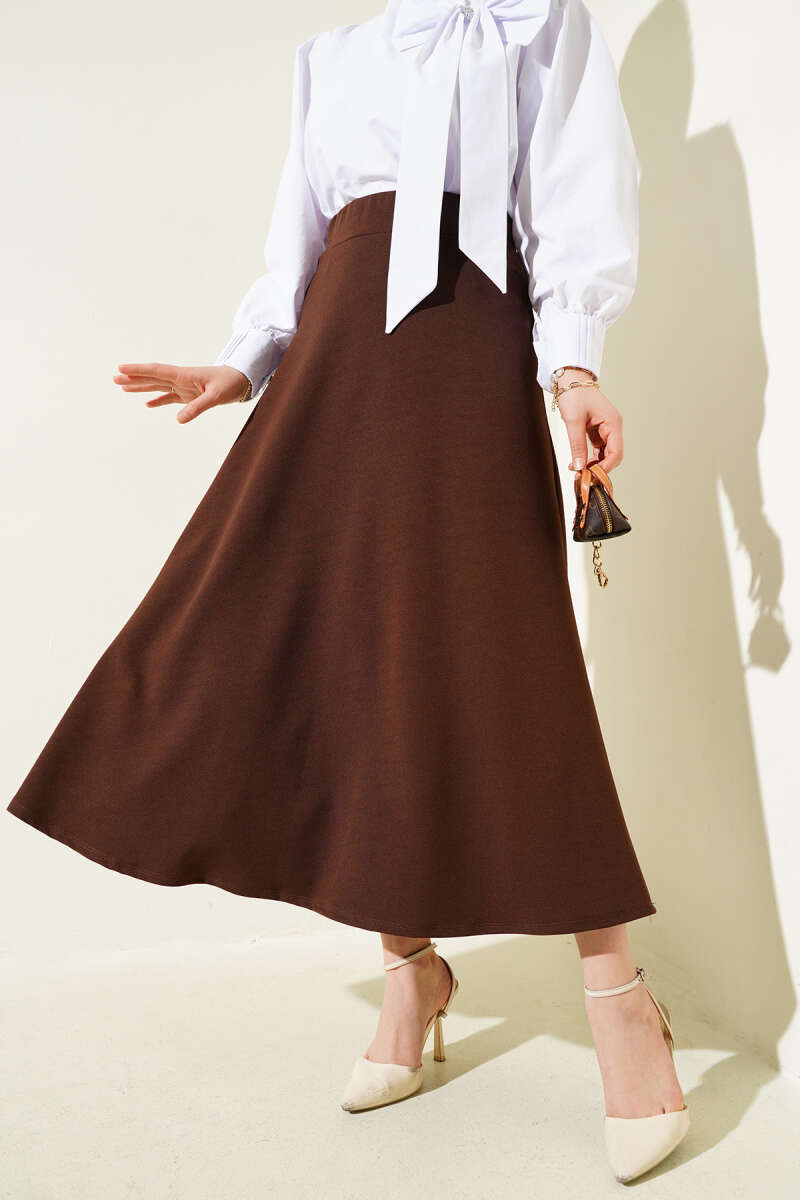 Elastic Waist Flared Basic Skirt Brown