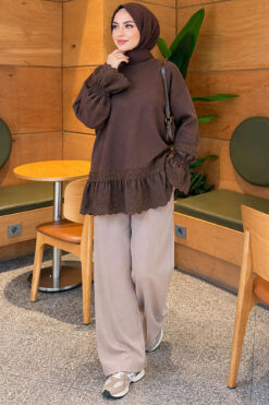 Alternative view of Lace-Trimmed Hem Edge and Wrist Scuba Tunic Brown