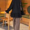Lace-Trimmed Hem Edge and Wrist Scuba Tunic Black - Imagen 4
