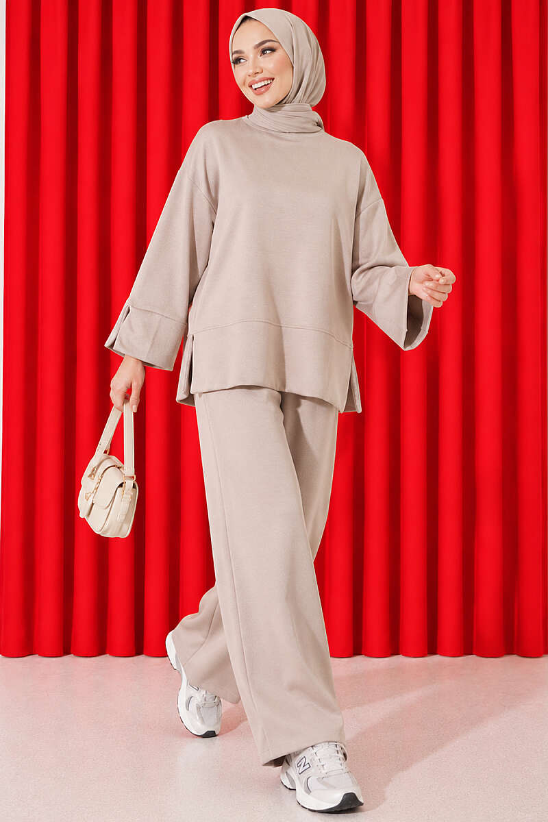 Lounge Set with Wrist Slit and French Terry Fabric Beige