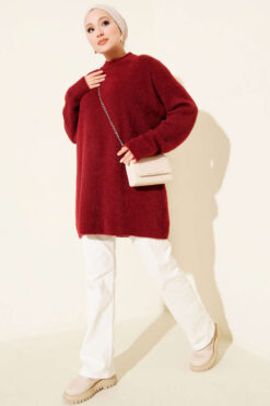 Alternative view of Crew Neck Sweater with Beard Detail Burgundy