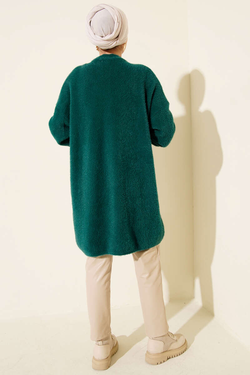 Crew Neck Sweater with Beard Detail Nefti - الصورة 3