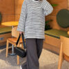 Striped French terry raglan top with a side slit Black - Image 2