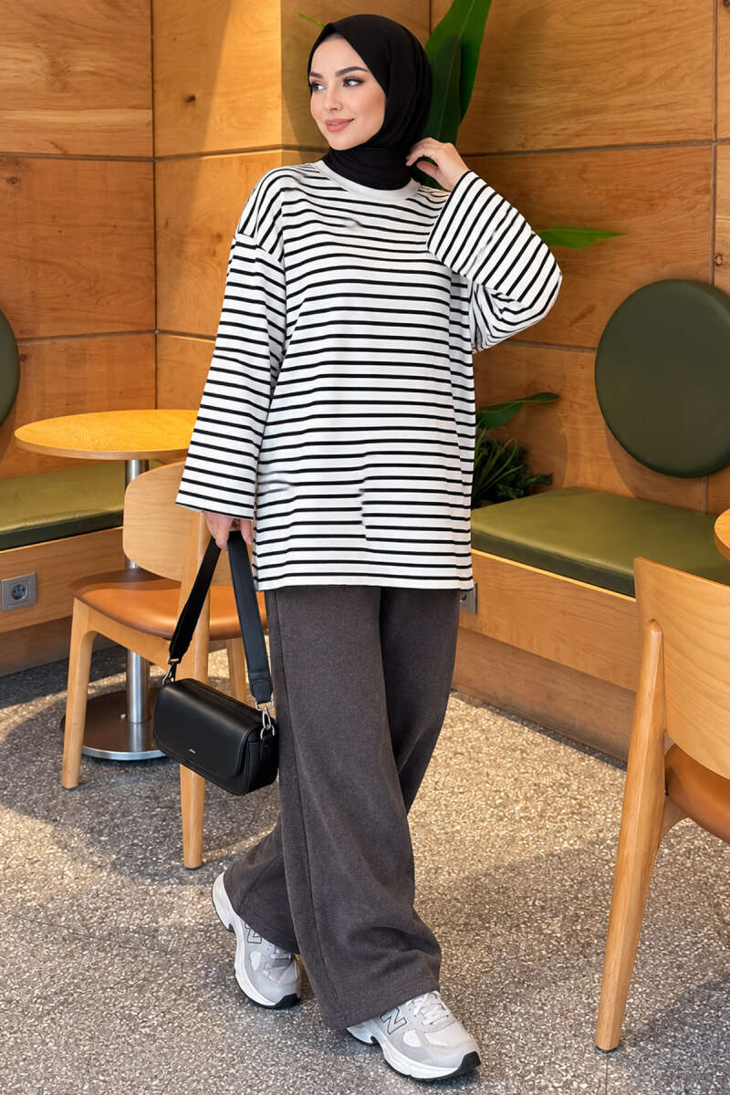 Striped French terry raglan top with a side slit Black - Image 2
