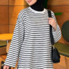 Striped French terry raglan top with a side slit Black - Image 3