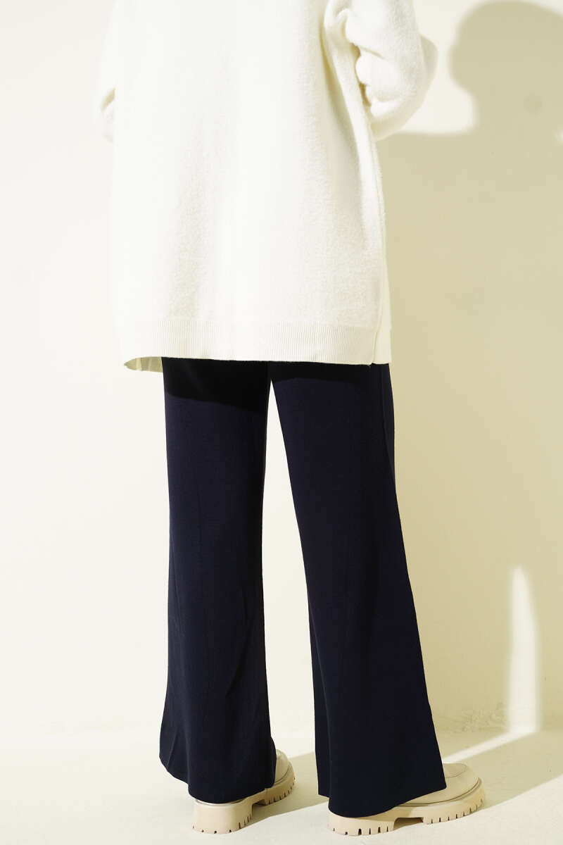 Wide Leg Knit Trousers Navy Blue – Image 3