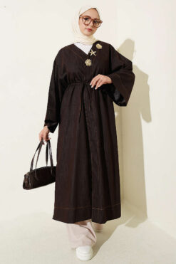 Long Coat with Brooch and Tie Closure Brown