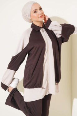 Alternative view of Gathered Detail-Accent Ribbed Two-Piece Set Brown