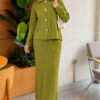 Floral Gold Buttoned Knit Two-Piece Set with Hem Edge Hazel – Bild 3