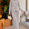 Floral Gold Buttoned Knit Two-Piece Set with Hem Edge Grey – Bild 2