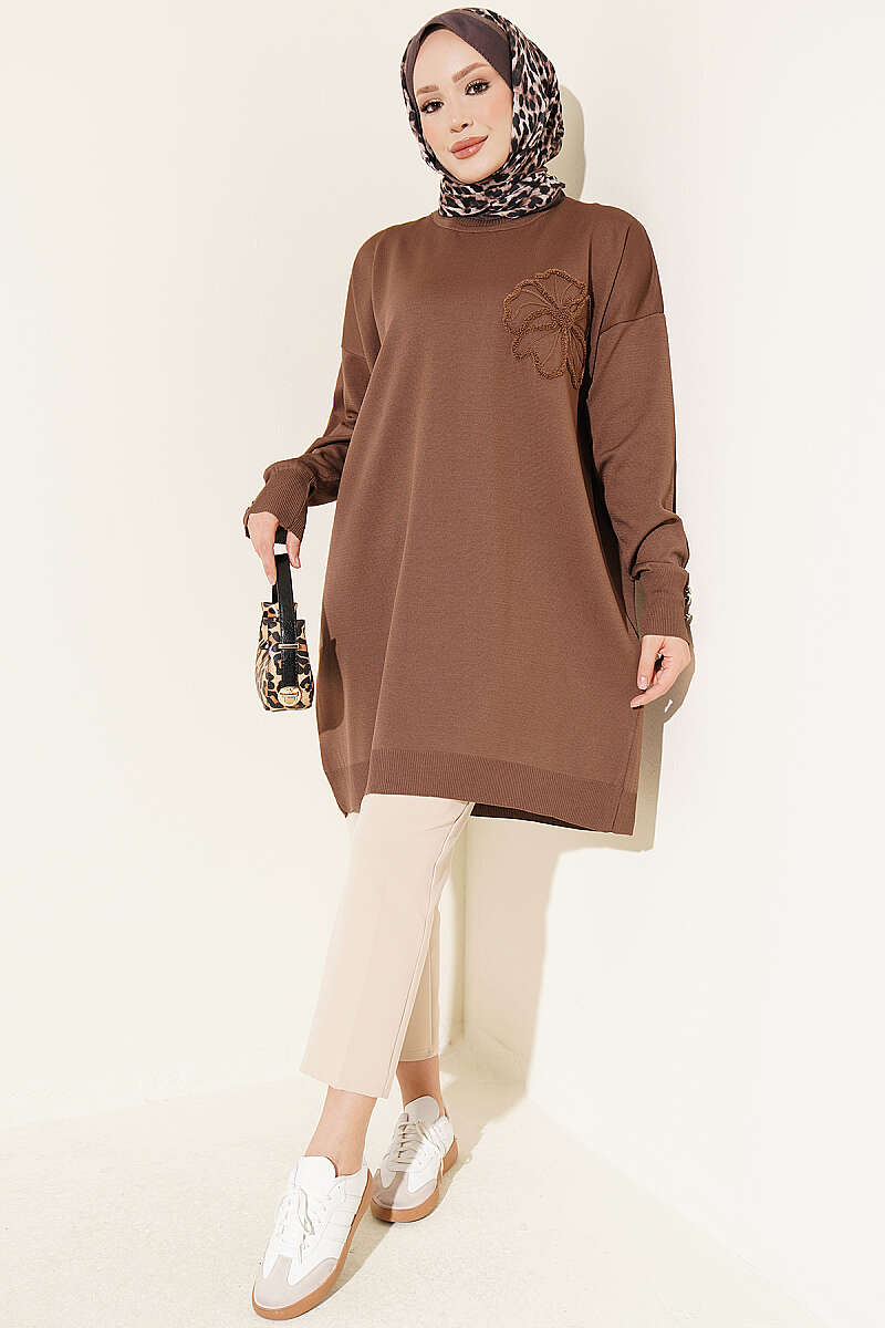 Embroidered Flower French Terry Tunic Brown - الصورة 2