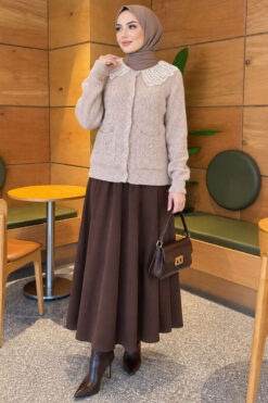 Alternative view of Double-Pocket Lace-Collar Knit Cardigan Beige