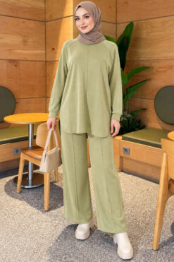 Alternative view of Oval Loysha Two-Piece Set Hazel