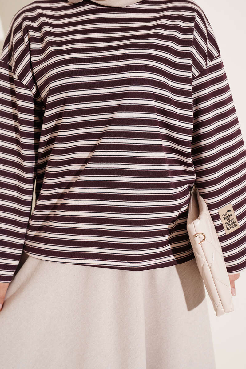 Striped Tunic with Emblem Detail Burgundy – Bild 4