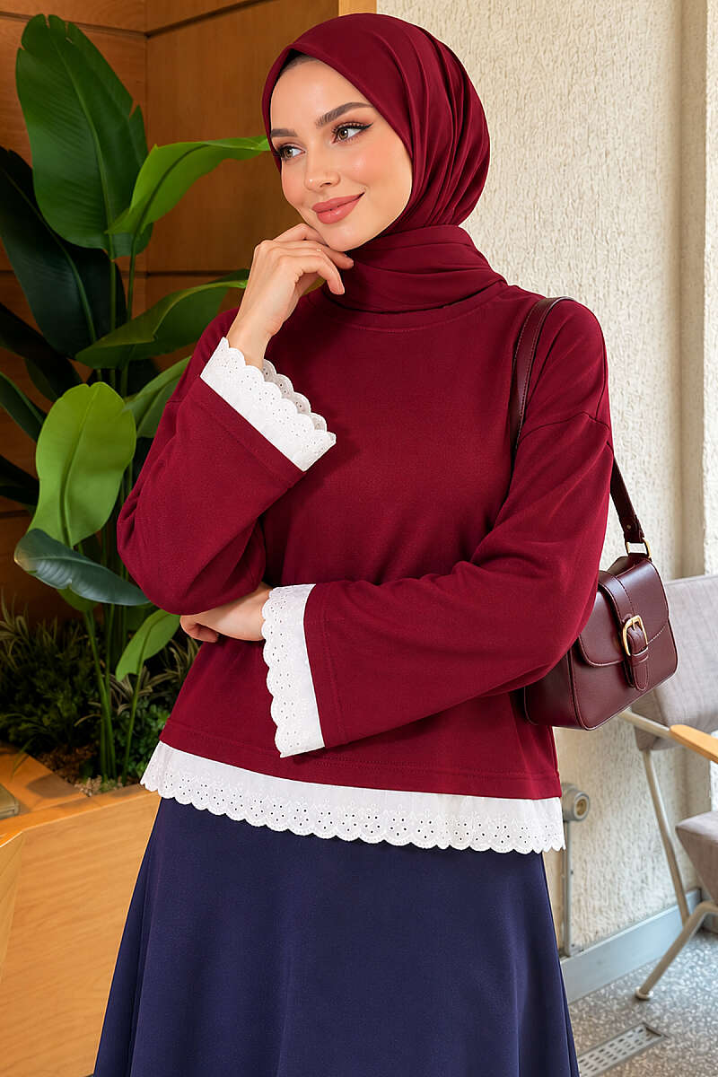 Lace-Accented Basic Tunic Burgundy – Image 3